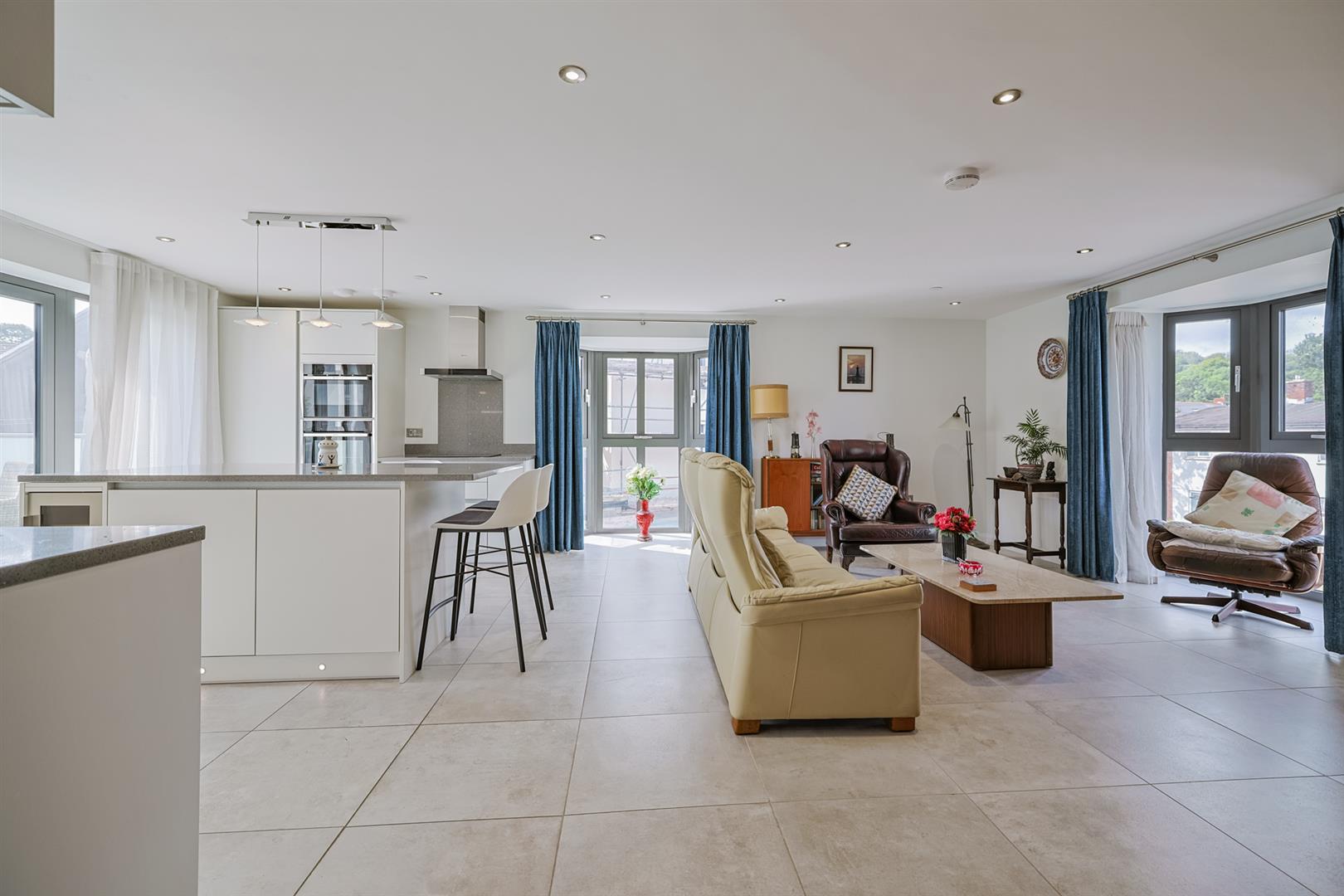 Apartment 6, Oyster Court, Newton Road, Mumbles, Swansea, SA3 4BD